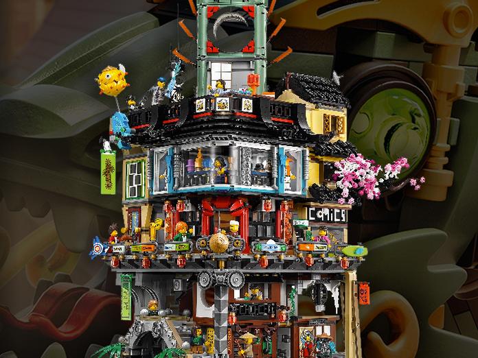 The Top 30 Biggest LEGO Sets Ever - Updated for Nov 2022 ...